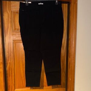 Nine West Women's Black Cropped Pants